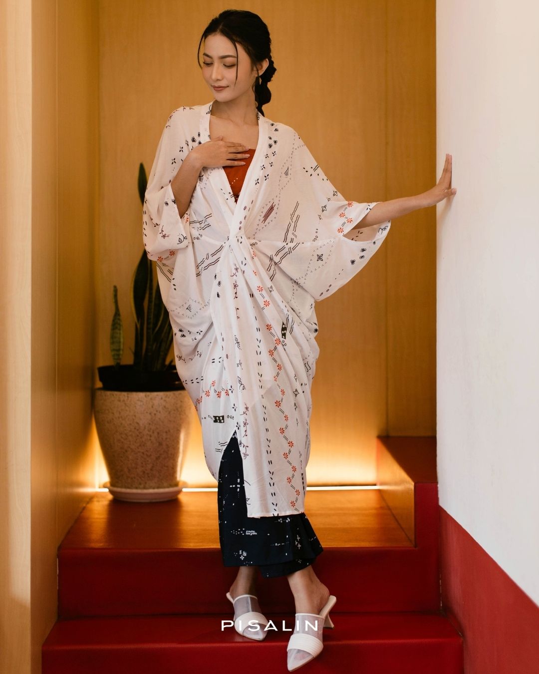 Pisalin Kelana Kala Sore - Kaftan Karolie