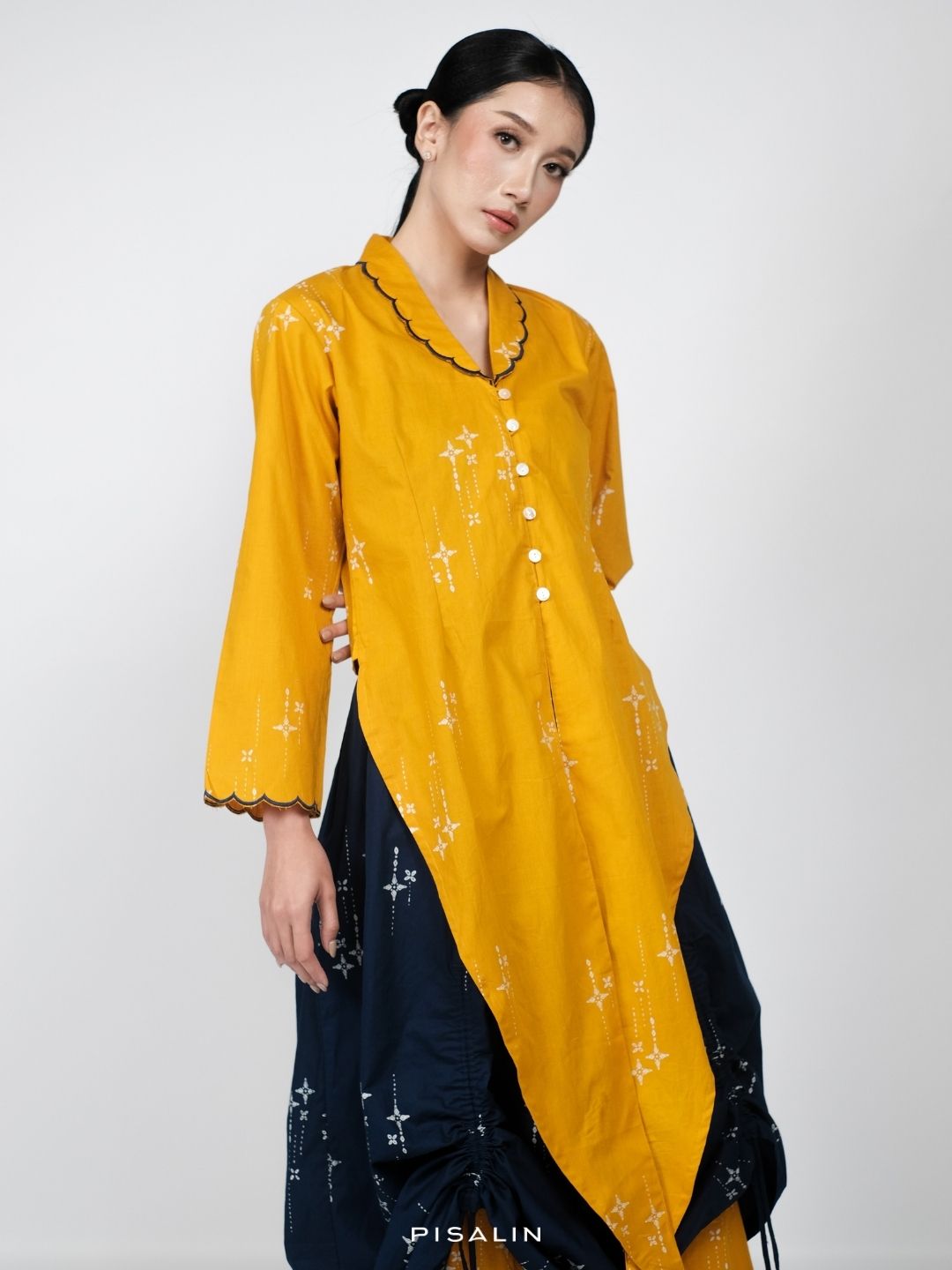 Pisalin Narasara Kebaya Prisha