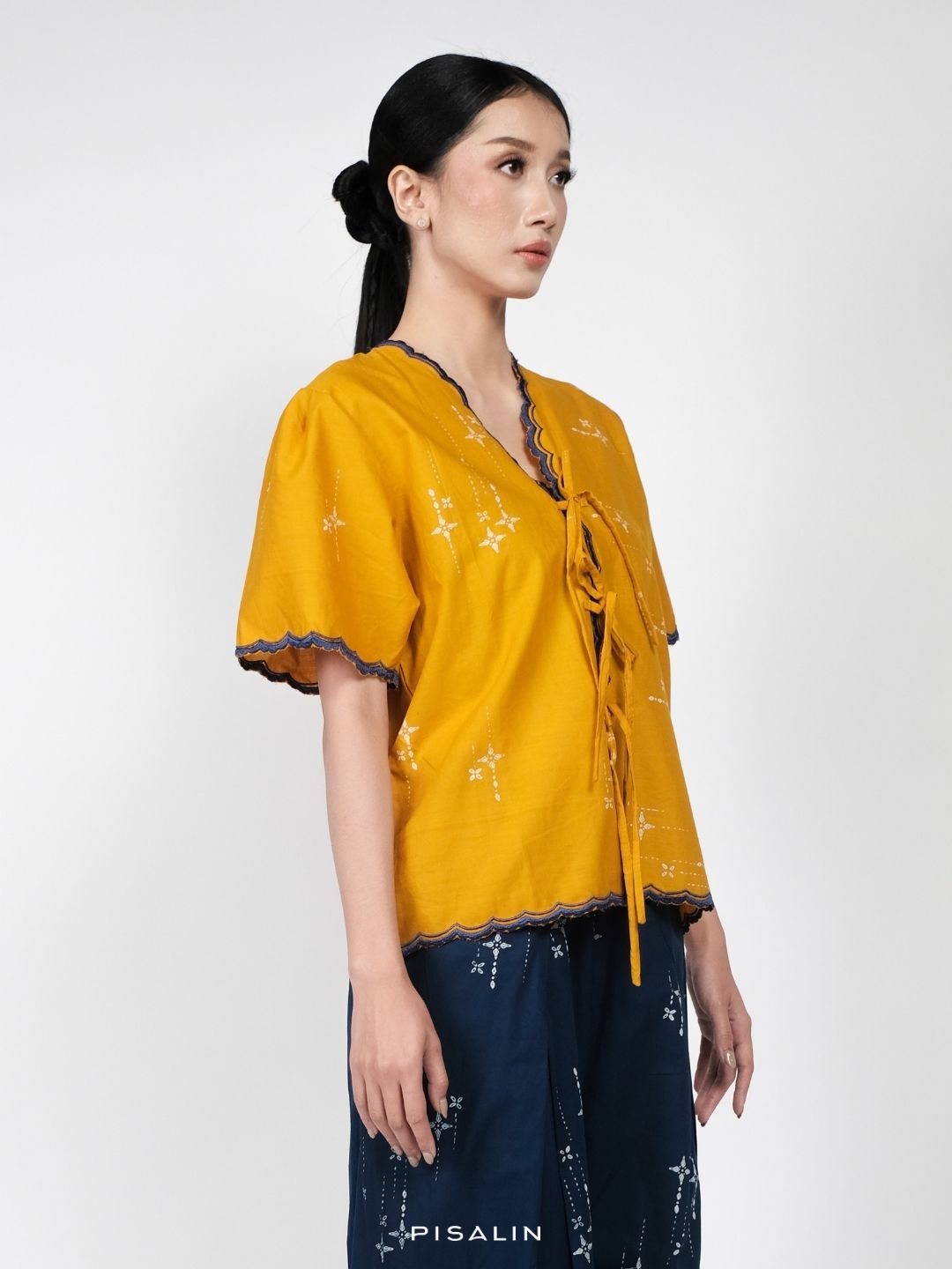 Pisalin Narasara Blouse Myra