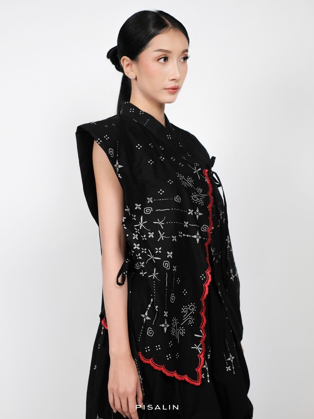 Pisalin Narasara Vest Rania