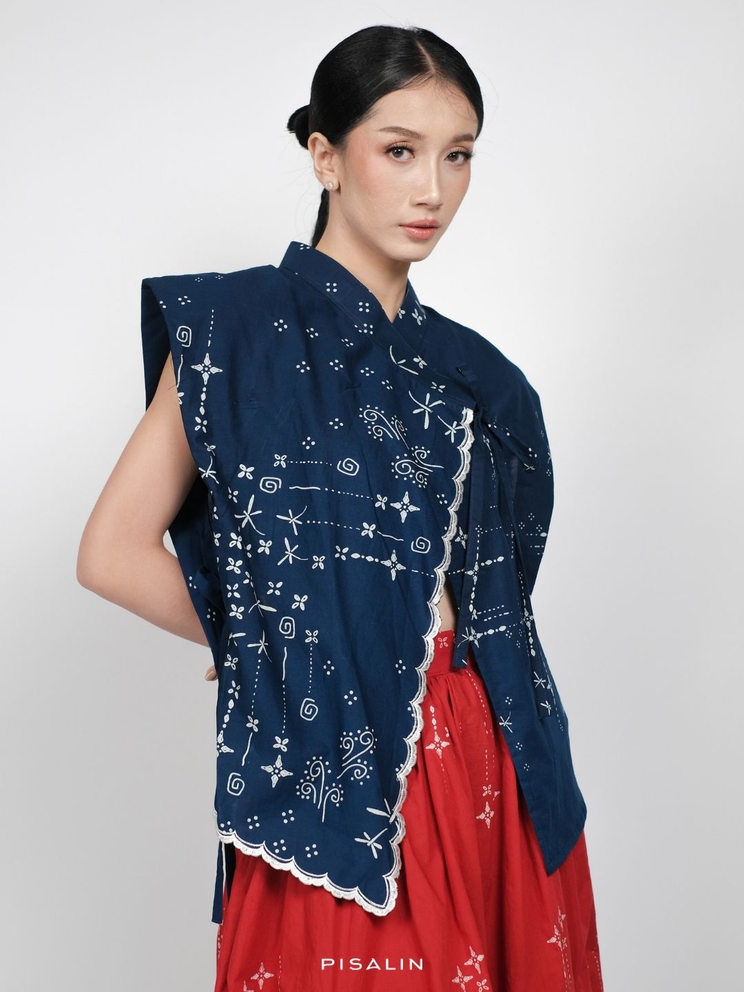 Pisalin Narasara Vest Rania